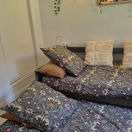 Ecrin De Verdure Au Calme Cosy Apartman *