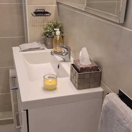 Apartman Ecrin De Verdure Au Calme Cosy Nizza
